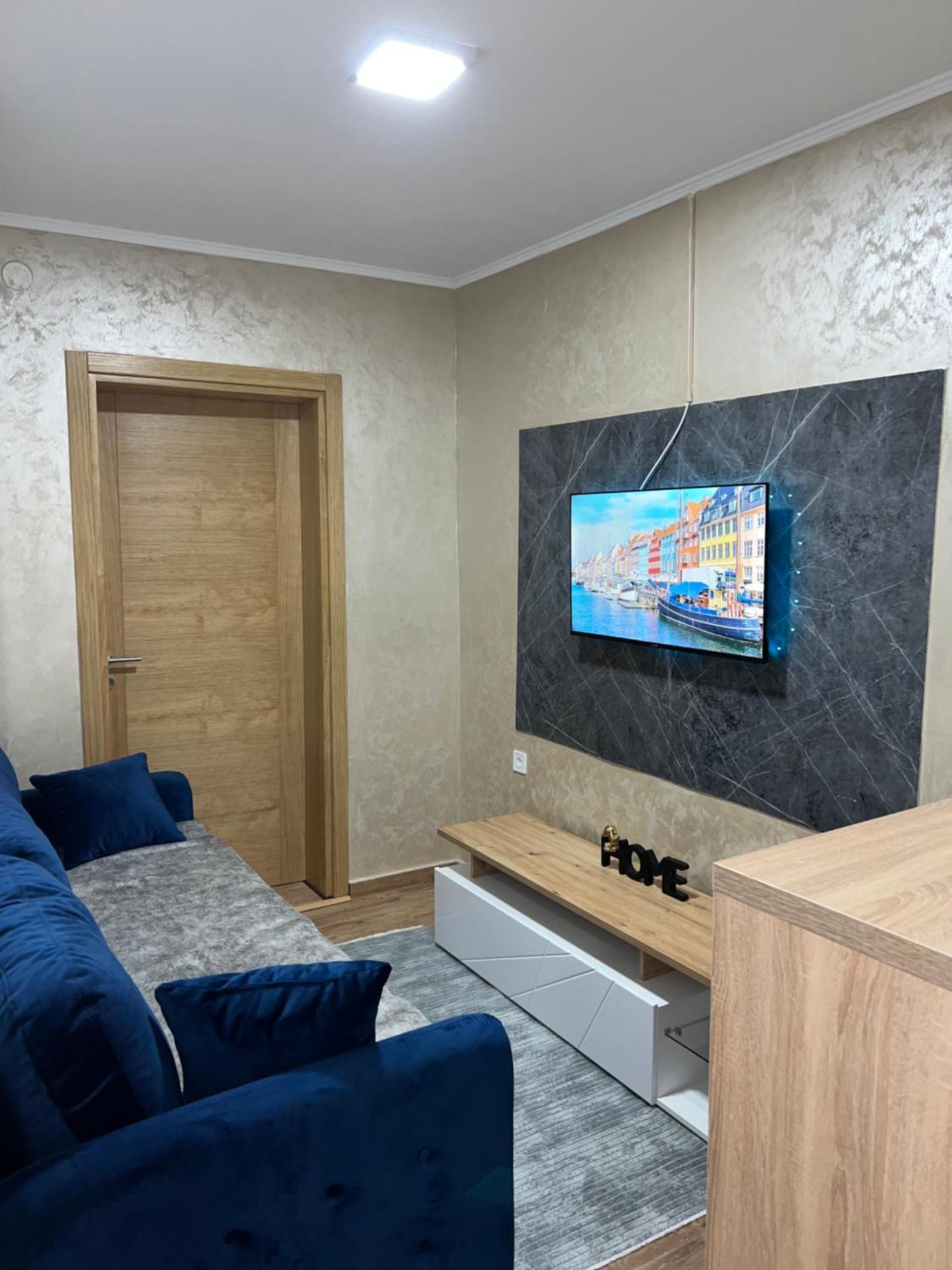 Miljanic Apartment